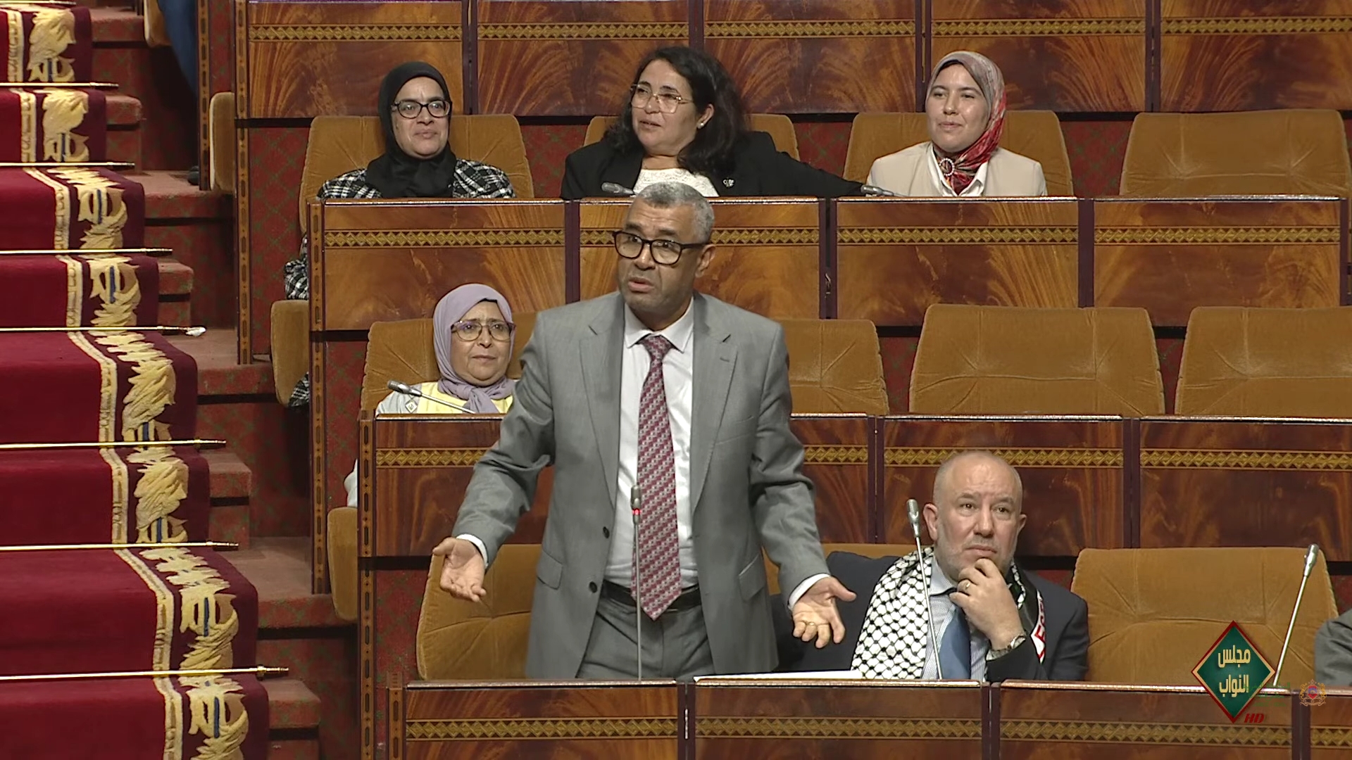 بووانو يكتب: تنازع المصالح يزحف على الماء بعد المحروقات والغاز والأوكسجين الطبي.. ويهدد الأخضر واليابس