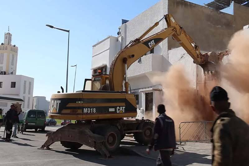 "العدالة والتنمية" تستدعي وزير الداخلية ووزيرة إعداد التراب لمناقشة علميات هدم المنازل بالرباط والدار البيضاء